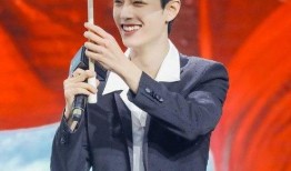 女主持爆料肖战是谁啊视频,女主持爆料背后的惊人真相